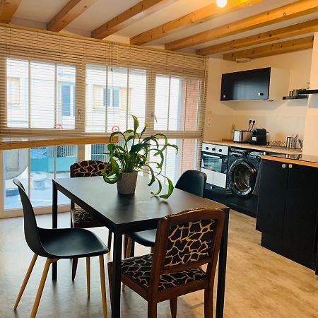 Loft 60M2 2-4 Personnes Avec Garage Et Wifi 3 Rue St Joseph St Etienne Proche Centre-Ville Saint-Etienne  Eksteriør bilde